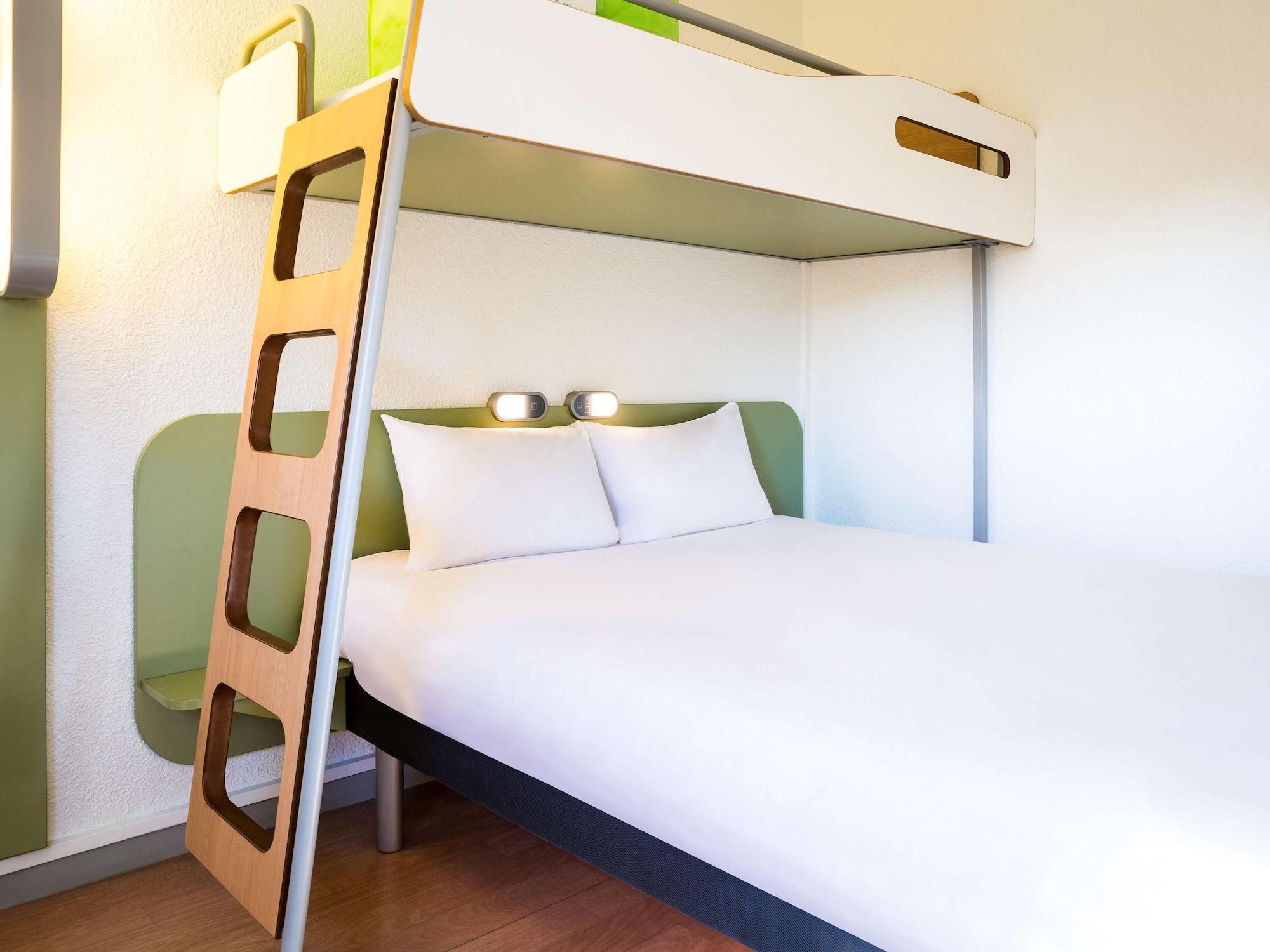 Ibis Budget Lyon Gerland Екстер'єр фото